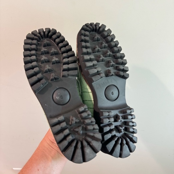 NWOT Intentionally Blank HK2 Oxford Platform Loafer in Pistachio Green Size 6 - Picture 6 of 7